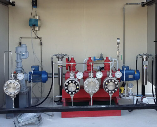 Sistema-pompaggio-alta-pressione-lewa-espandenti-gas-liquidi_High-pressure-pump-lewa-agent-foam-extrusion